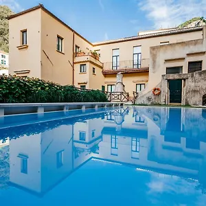 Amalfi Resort Амальфи